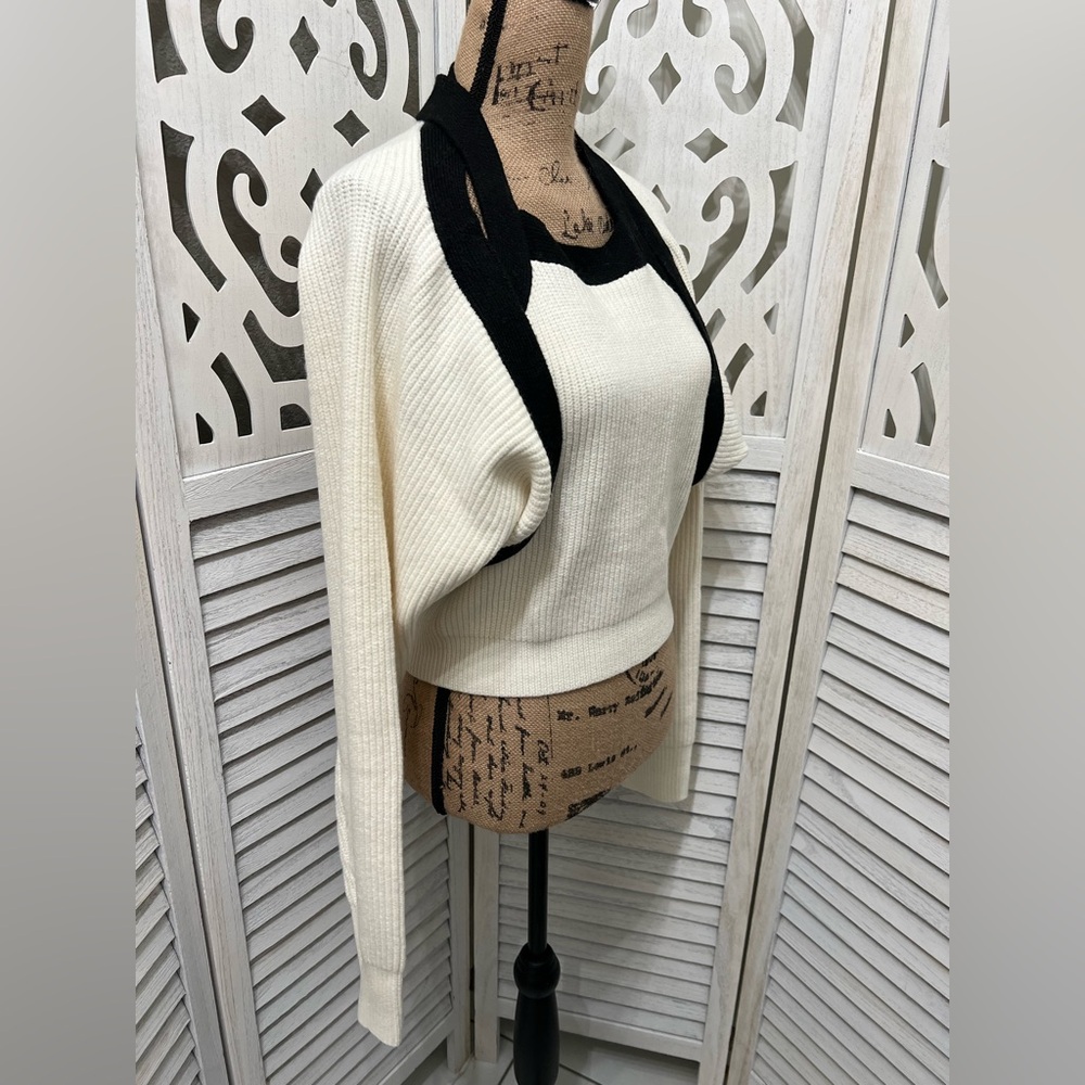Commense Color-Block Cutout Ribbed Sweater Set - Picture 6 of 14